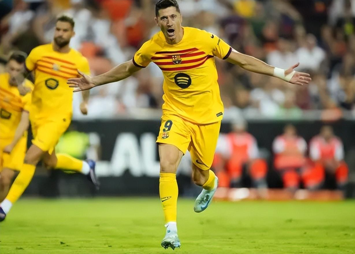 瓦伦西亚新援破门,助球队取得胜利的简单介绍 瓦伦西亚新援破门,助球队取得胜利的简单介绍