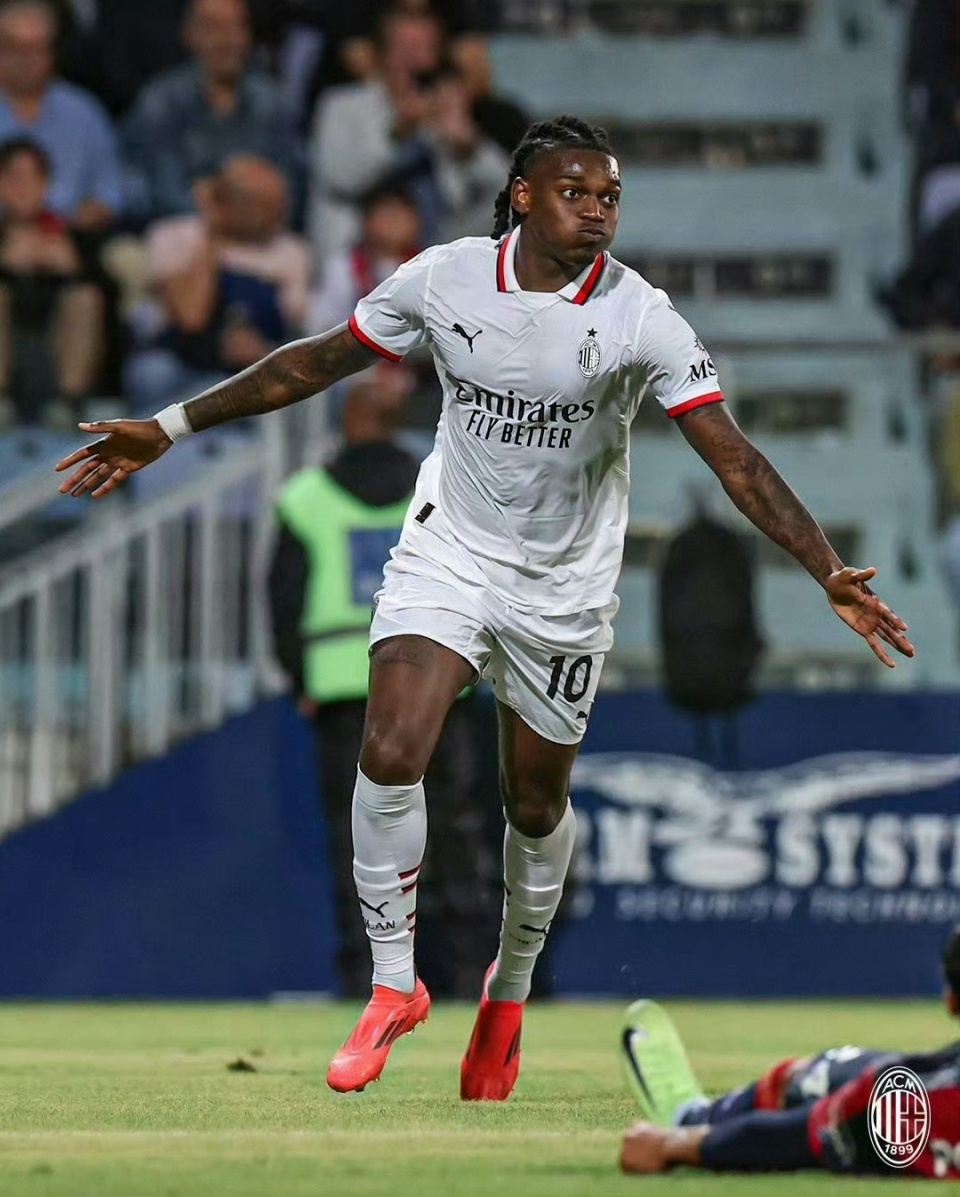AC米兰外援表现出色，球队逐渐走上正轨的简单介绍