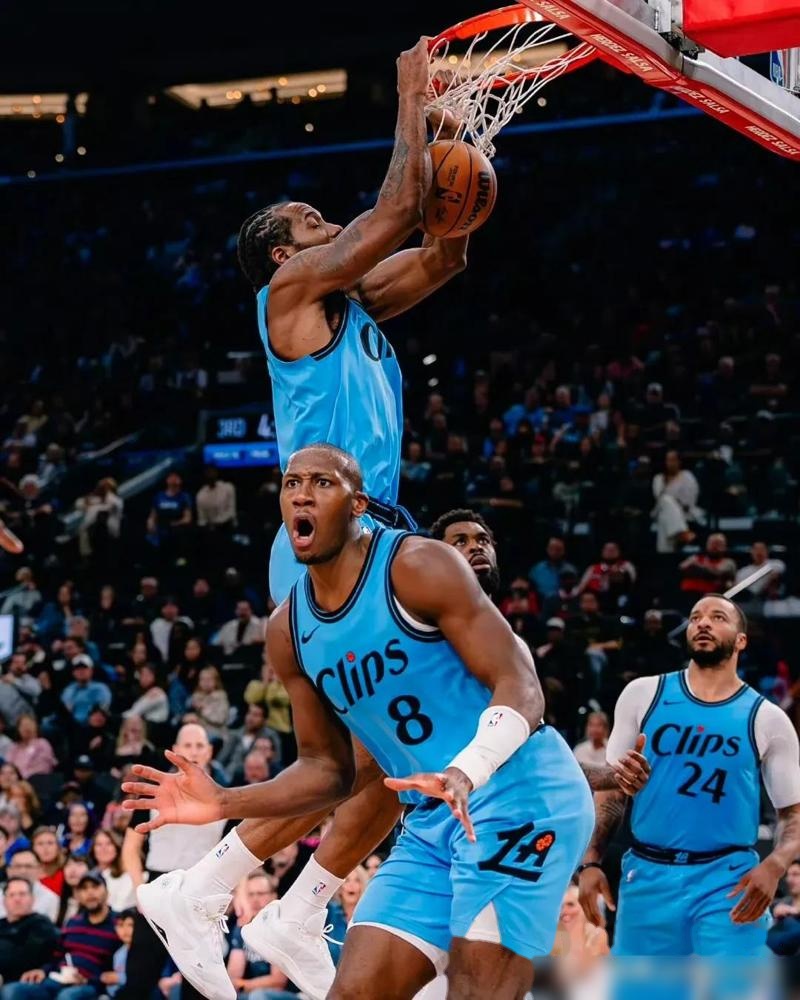 关于快船战胜森林狼，保持不败势头的信息