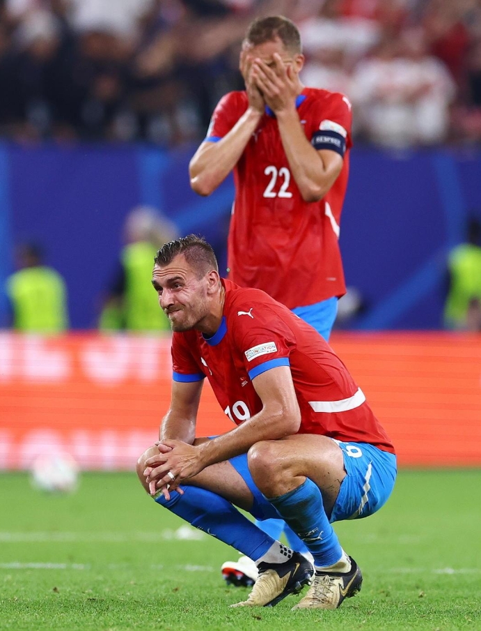 奥地利队稳扎稳打，锁定欧洲杯参赛资格的简单介绍