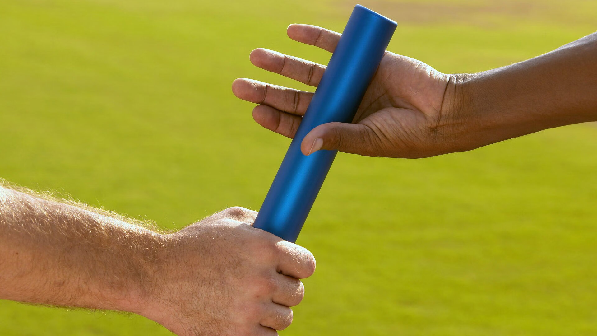 从阿拉巴里程碑到马赛制霸新西兰，足球版图的多元叙事