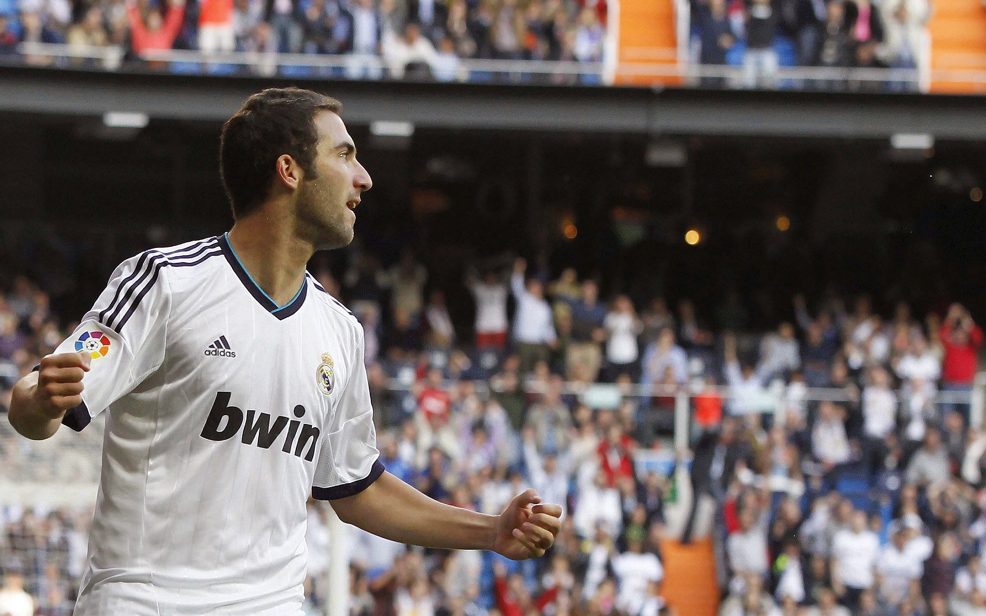 碾压，不是唯一的结局，当李梓嘉统治全场，我们为何依然为泰国队热泪盈眶